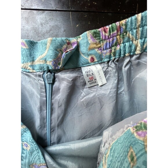 Vintage Korean Light Blue Silk Skirt Set w/ Floral Pattern - Picture 4 of 4